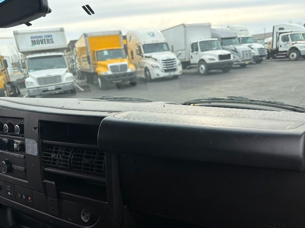 Cargo Van (Panel Van)-Light and Medium Duty Trucks-GMC-2022-Savana G23405-Sterling-VA-57,564\n\t\tmiles-$ 28,250 - Image 19