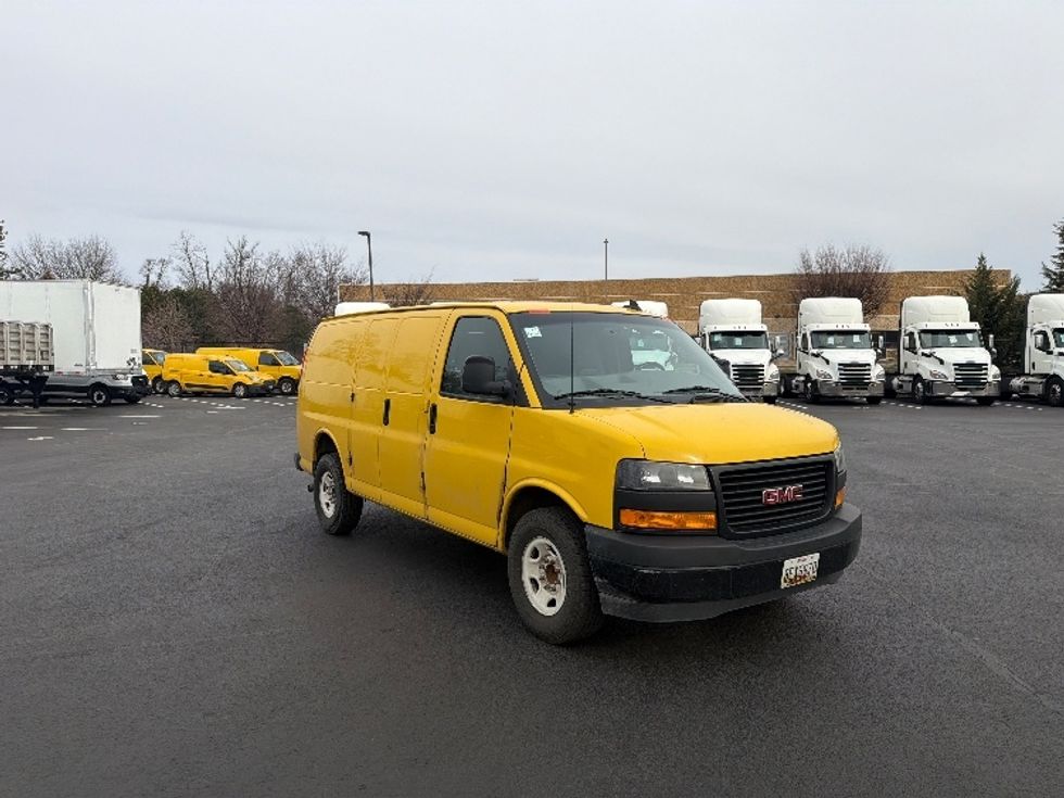 Cargo Van (Panel Van)-Light and Medium Duty Trucks-GMC-2022-Savana G23405-Sterling-VA-57,564\n\t\tmiles-$ 28,250 - Image 3