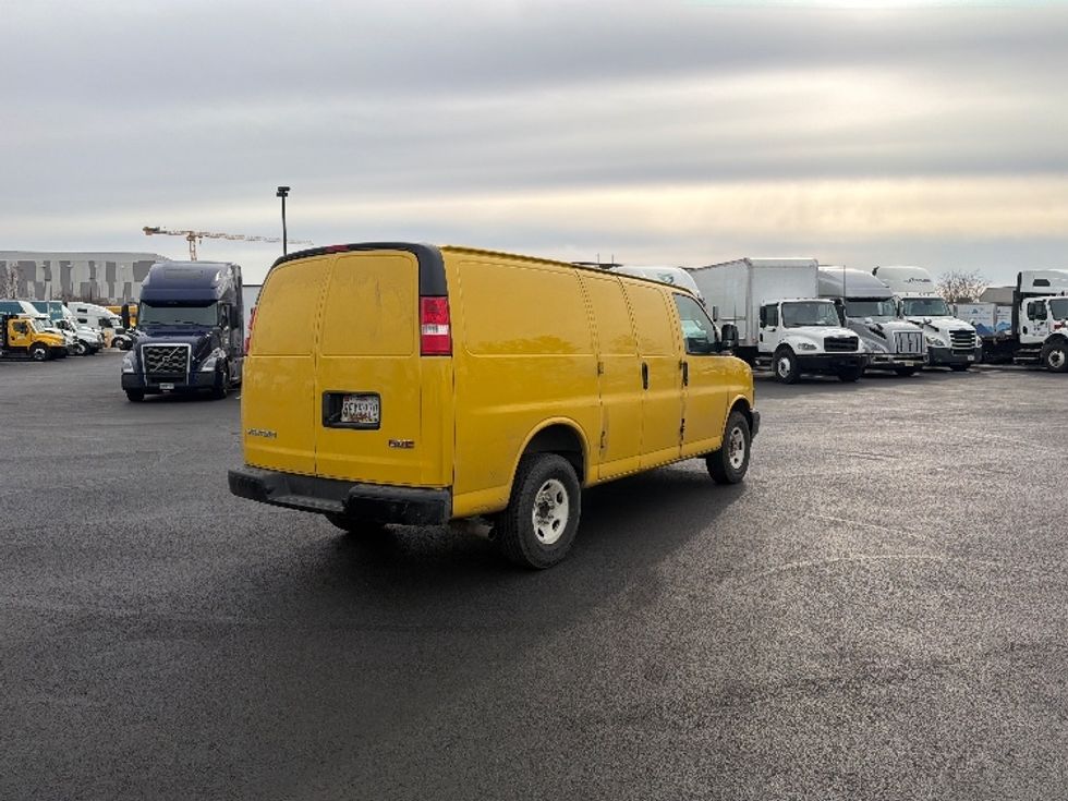 Cargo Van (Panel Van)-Light and Medium Duty Trucks-GMC-2022-Savana G23405-Sterling-VA-57,564\n\t\tmiles-$ 28,250 - Image 6