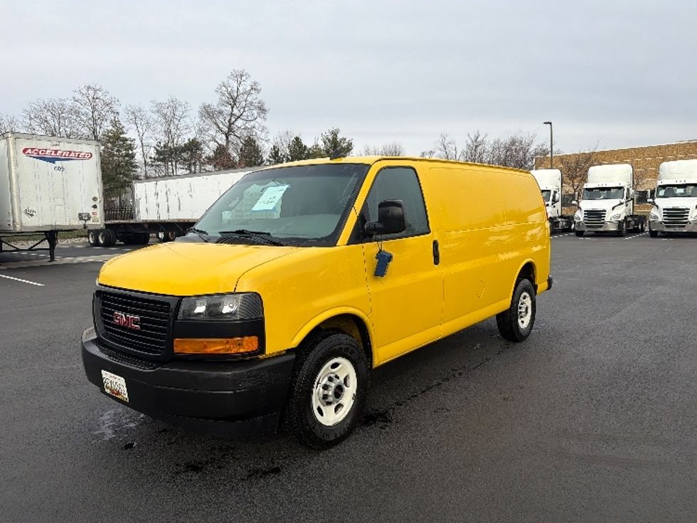 Cargo Van (Panel Van)-Light and Medium Duty Trucks-GMC-2022-Savana G23405-Sterling-VA-83,912\n\t\tmiles-$ 25,750 - Image 1