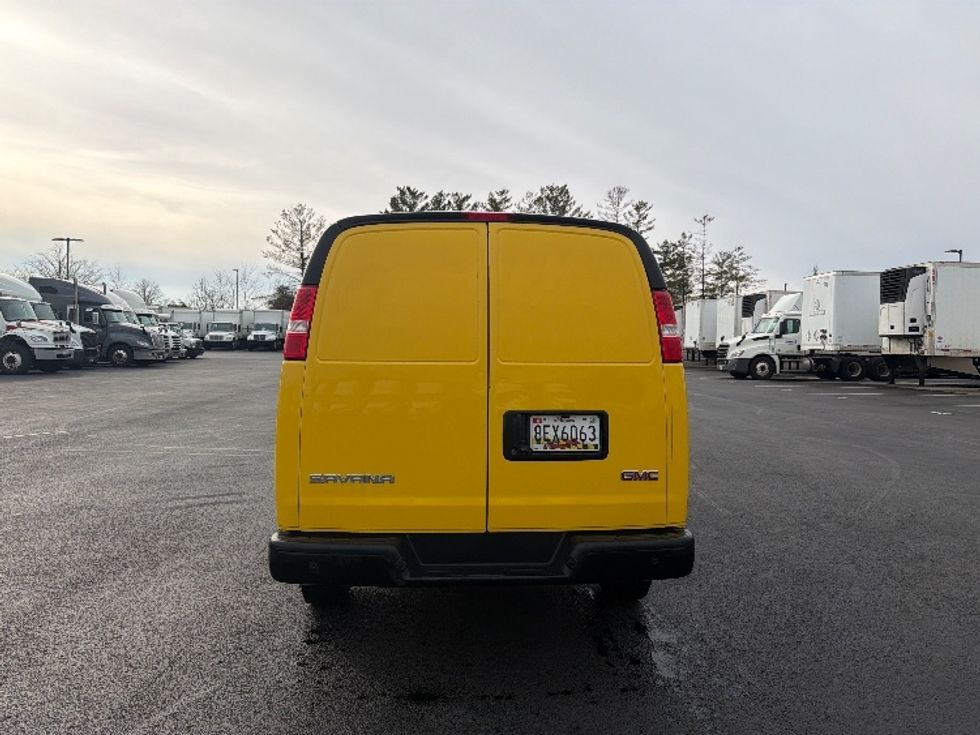 Cargo Van (Panel Van)-Light and Medium Duty Trucks-GMC-2022-Savana G23405-Sterling-VA-83,912\n\t\tmiles-$ 25,750 - Image 7