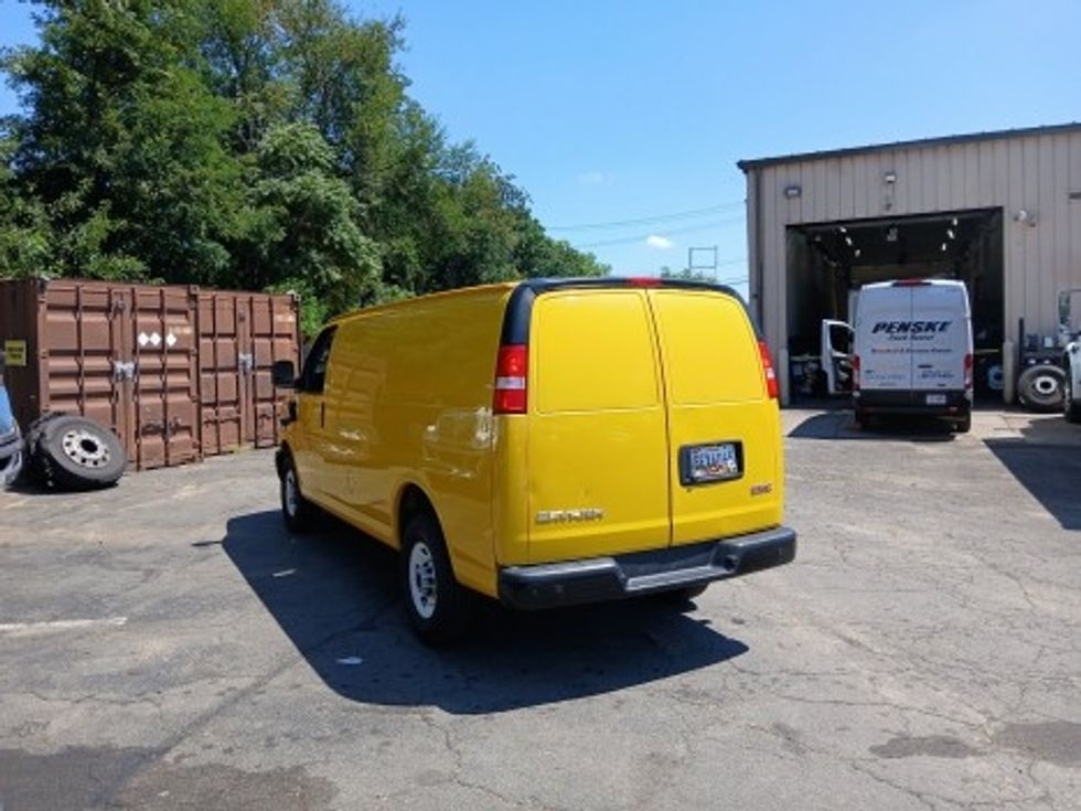 Cargo Van (Panel Van)-Light and Medium Duty Trucks-GMC-2022-Savana G23405-Sterling-VA-84,450\n\t\tmiles-$ 25,750 - Image 6
