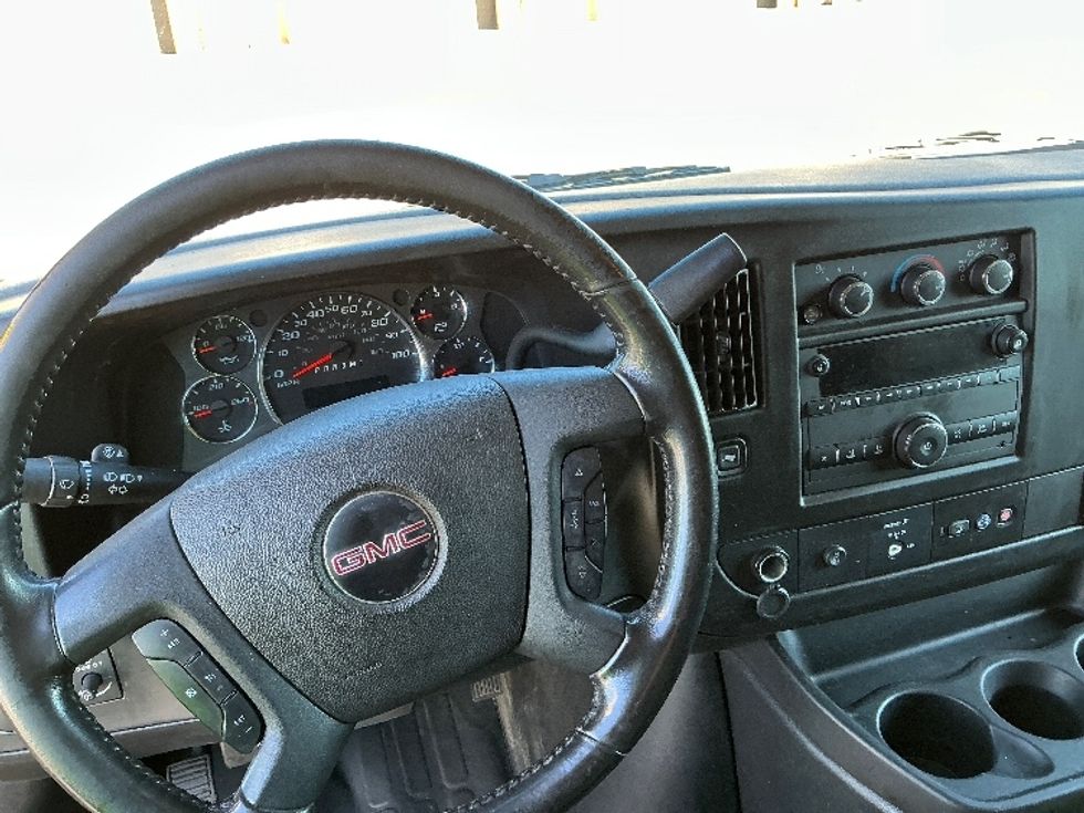 Cargo Van (Panel Van)-Light and Medium Duty Trucks-GMC-2022-Savana G23405-Sterling-VA-95,643\n\t\tmiles-$ 24,500 - Image 14