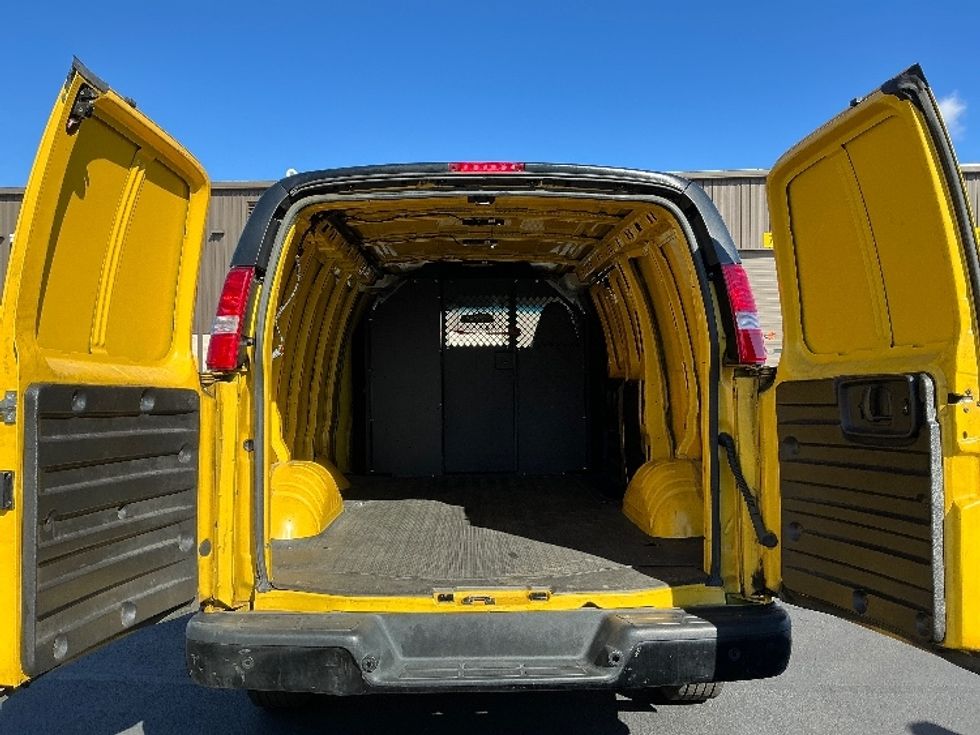 Cargo Van (Panel Van)-Light and Medium Duty Trucks-GMC-2022-Savana G23405-Sterling-VA-95,643\n\t\tmiles-$ 24,500 - Image 7
