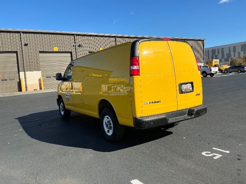Cargo Van (Panel Van)-Light and Medium Duty Trucks-GMC-2022-Savana G23405-Sterling-VA-96,128\n\t\tmiles-$ 24,500 - Image 5
