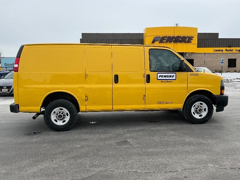 Cargo Van (Panel Van)-Light and Medium Duty Trucks-GMC-2022-Savana G23405-Swedesboro-NJ-89,407\n\t\tmiles-$ 25,250 - Image 15