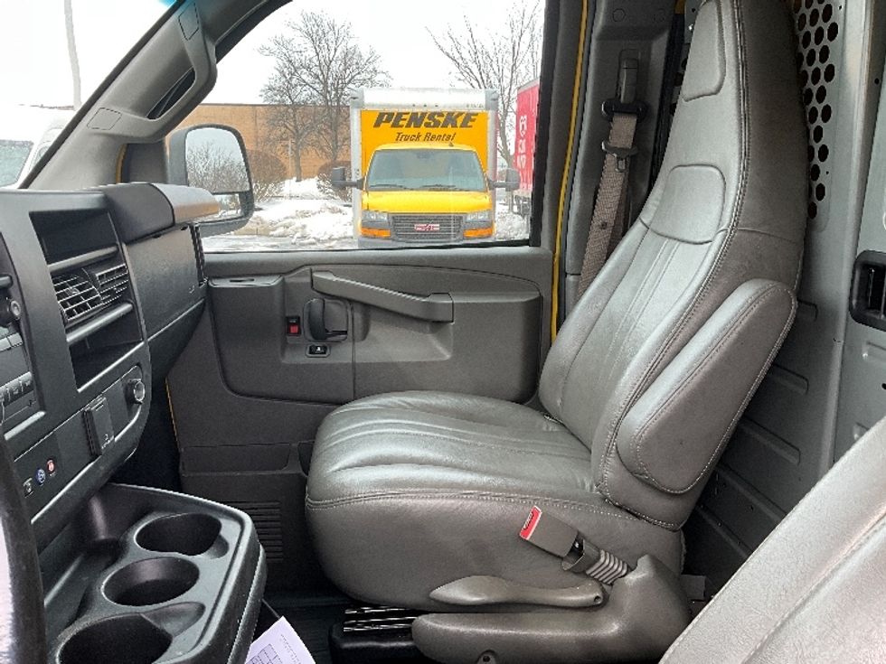 Cargo Van (Panel Van)-Light and Medium Duty Trucks-GMC-2022-Savana G23405-Swedesboro-NJ-89,407\n\t\tmiles-$ 25,250 - Image 19