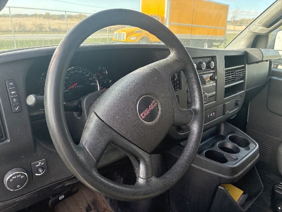 Cargo Van (Panel Van)-Light and Medium Duty Trucks-GMC-2022-Savana G23405-Wabash-IN-128,421\n\t\tmiles-$ 22,000 - Image 17