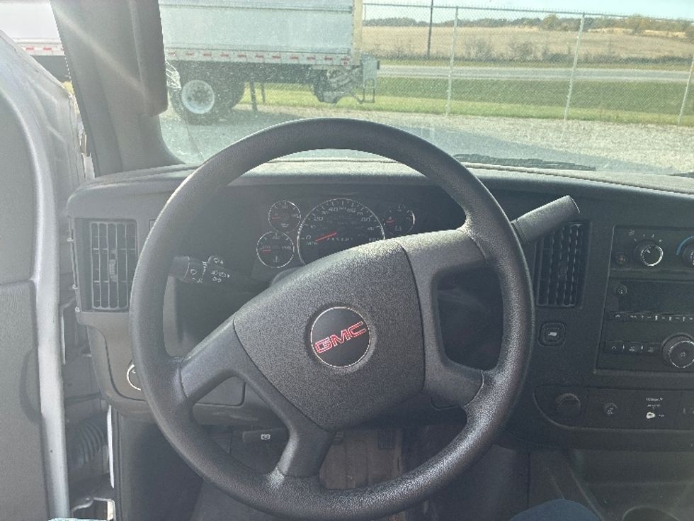 Cargo Van (Panel Van)-Light and Medium Duty Trucks-GMC-2022-Savana G23405-Wabash-IN-128,421\n\t\tmiles-$ 22,000 - Image 18