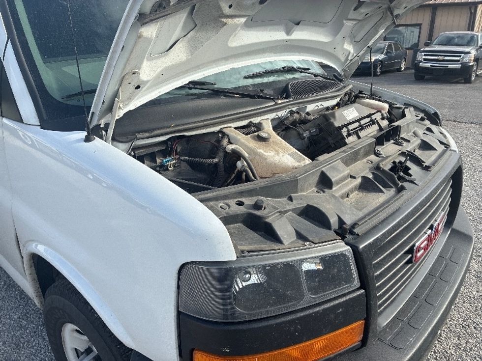 Cargo Van (Panel Van)-Light and Medium Duty Trucks-GMC-2022-Savana G23405-Wabash-IN-128,421\n\t\tmiles-$ 22,000 - Image 23