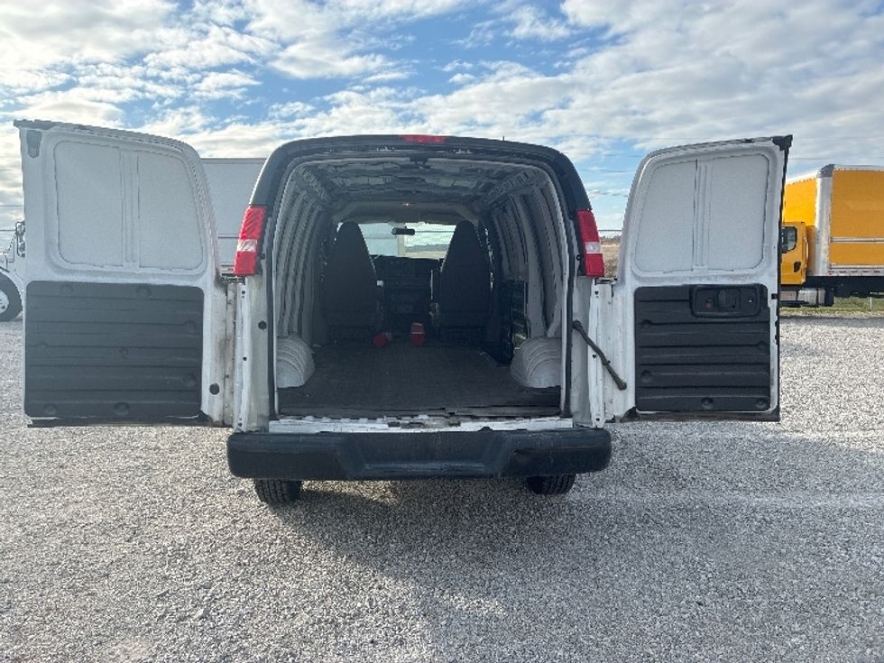 Cargo Van (Panel Van)-Light and Medium Duty Trucks-GMC-2022-Savana G23405-Wabash-IN-128,421\n\t\tmiles-$ 22,000 - Image 8