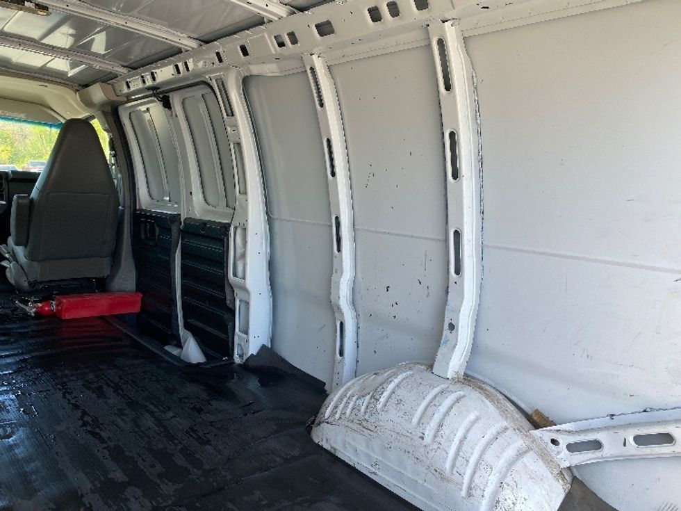 Cargo Van (Panel Van)-Light and Medium Duty Trucks-GMC-2022-Savana G23705-Greensboro-NC-145,083\n\t\tmiles-$ 25,250 - Image 12