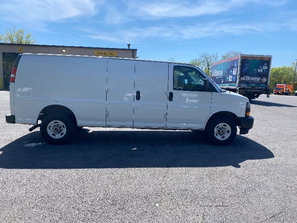 Cargo Van (Panel Van)-Light and Medium Duty Trucks-GMC-2022-Savana G23705-Greensboro-NC-145,083\n\t\tmiles-$ 25,250 - Image 15