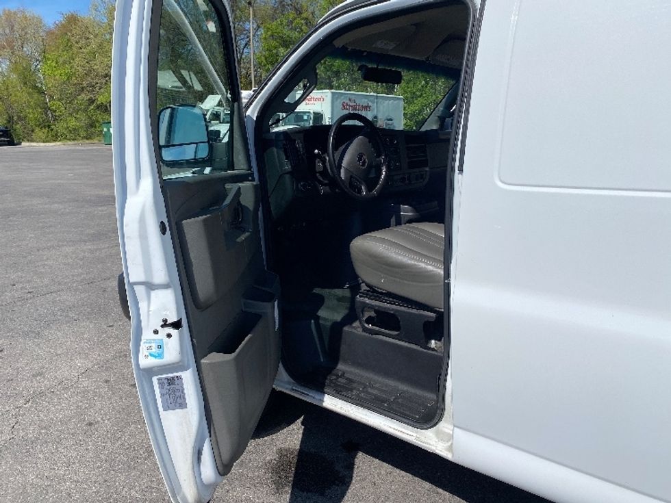 Cargo Van (Panel Van)-Light and Medium Duty Trucks-GMC-2022-Savana G23705-Greensboro-NC-145,083\n\t\tmiles-$ 25,250 - Image 16