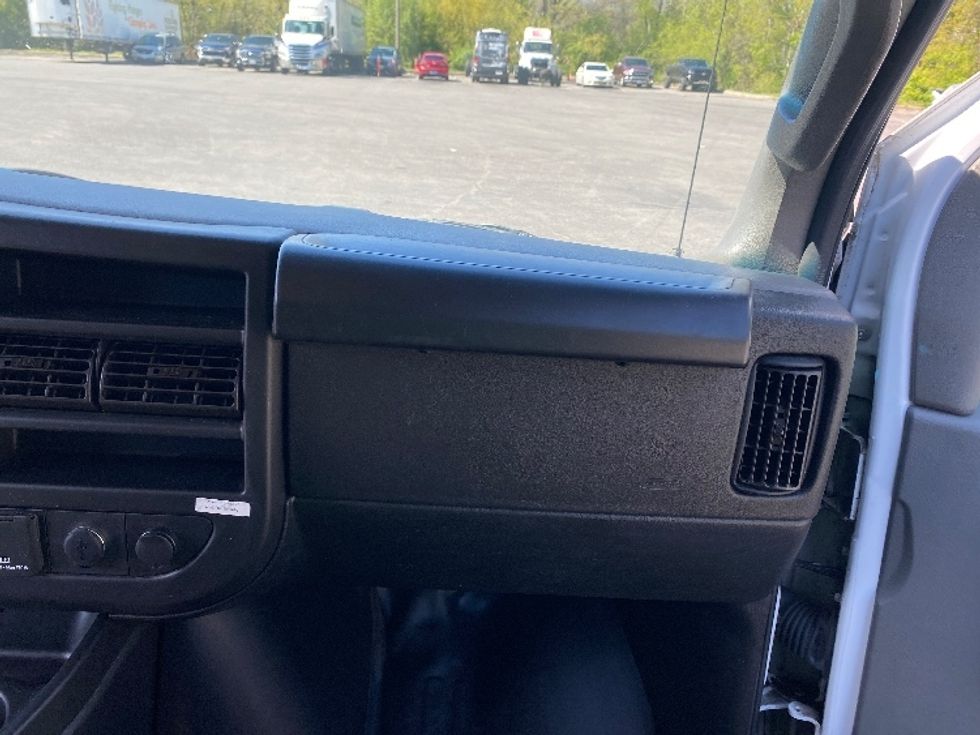 Cargo Van (Panel Van)-Light and Medium Duty Trucks-GMC-2022-Savana G23705-Greensboro-NC-145,083\n\t\tmiles-$ 25,250 - Image 21