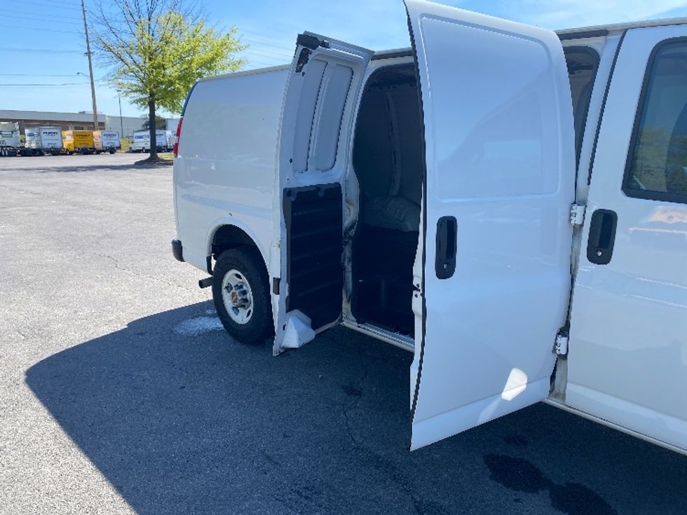 Cargo Van (Panel Van)-Light and Medium Duty Trucks-GMC-2022-Savana G23705-Greensboro-NC-145,083\n\t\tmiles-$ 25,250 - Image 26