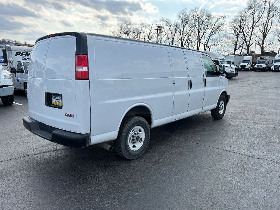 Cargo Van (Panel Van)-Light and Medium Duty Trucks-GMC-2022-Savana G23705-Middlefield-OH-81,015\n\t\tmiles-$ 35,250 - Image 12