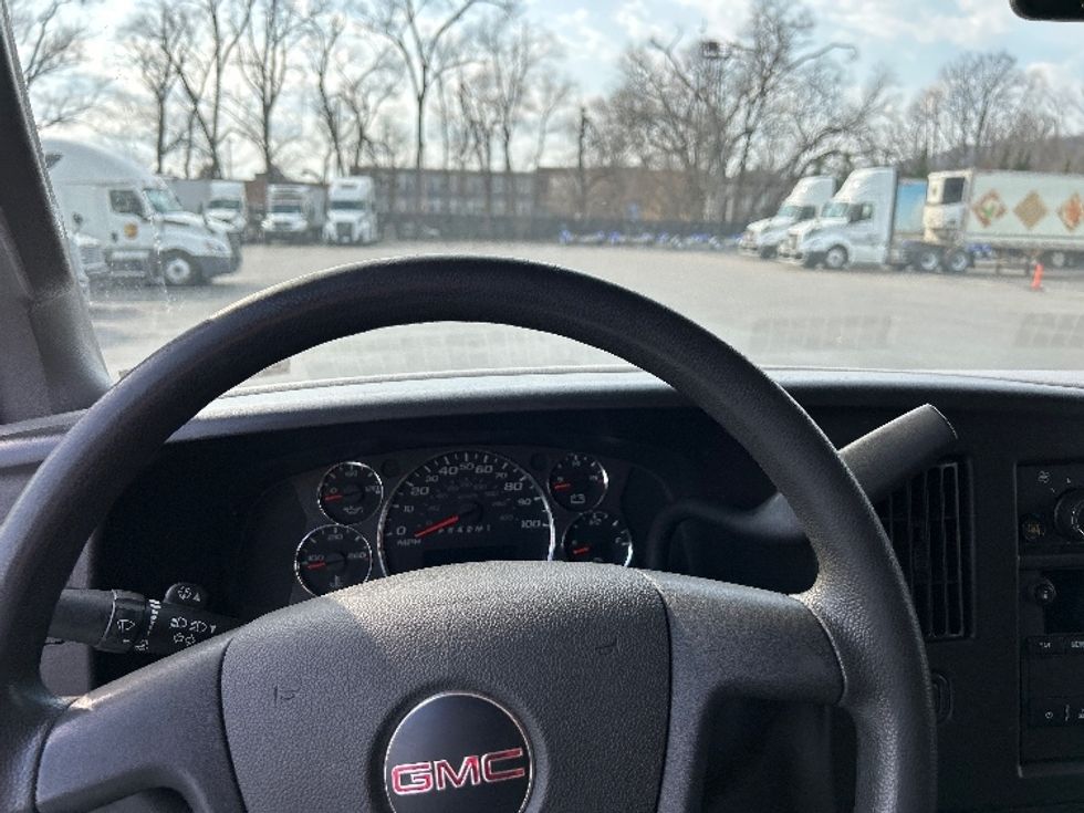 Cargo Van (Panel Van)-Light and Medium Duty Trucks-GMC-2022-Savana G23705-Middlefield-OH-81,015\n\t\tmiles-$ 35,250 - Image 17