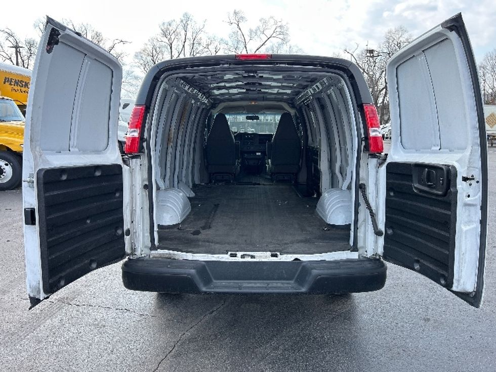 Cargo Van (Panel Van)-Light and Medium Duty Trucks-GMC-2022-Savana G23705-Middlefield-OH-81,015\n\t\tmiles-$ 35,250 - Image 8