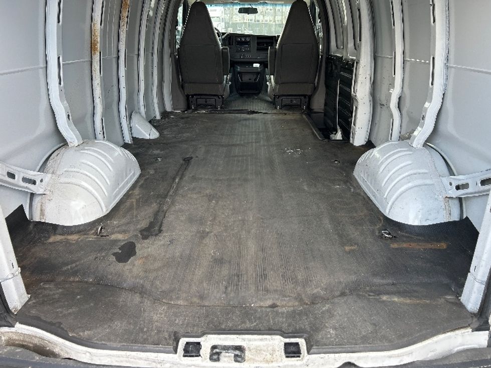 Cargo Van (Panel Van)-Light and Medium Duty Trucks-GMC-2022-Savana G23705-Middlefield-OH-81,015\n\t\tmiles-$ 35,250 - Image 9