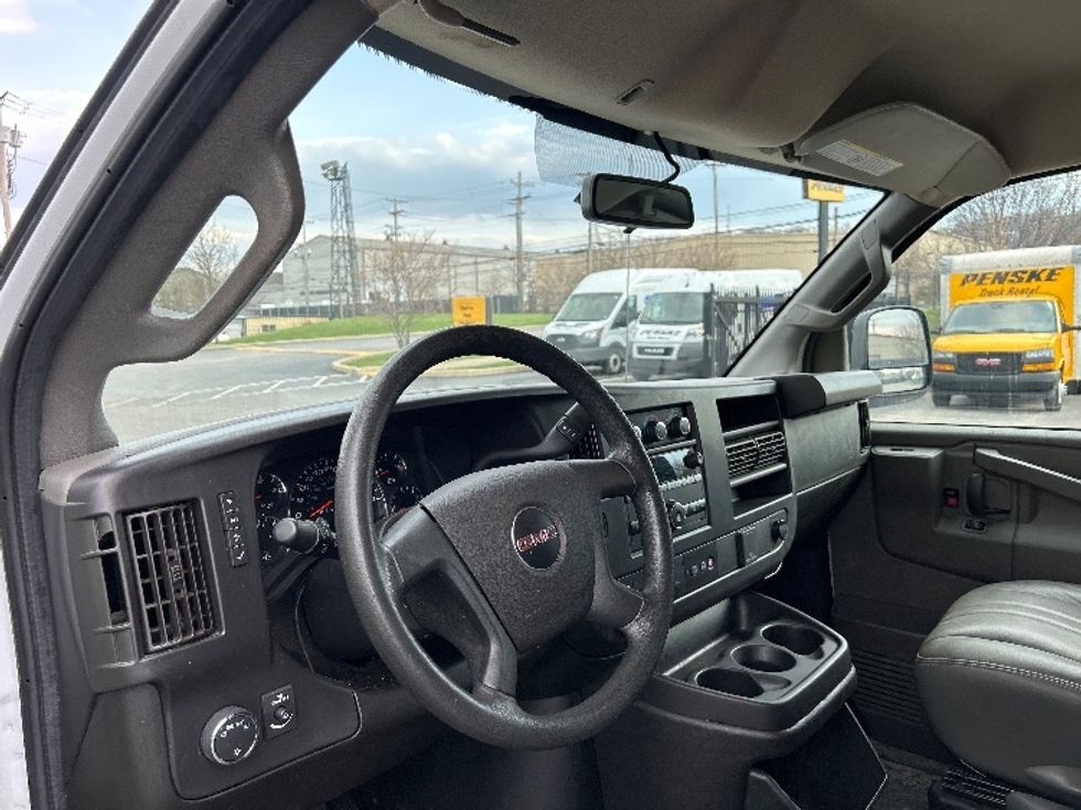Cargo Van (Panel Van)-Light and Medium Duty Trucks-GMC-2022-Savana G23705-Middlefield-OH-90,255\n\t\tmiles-$ 34,250 - Image 16
