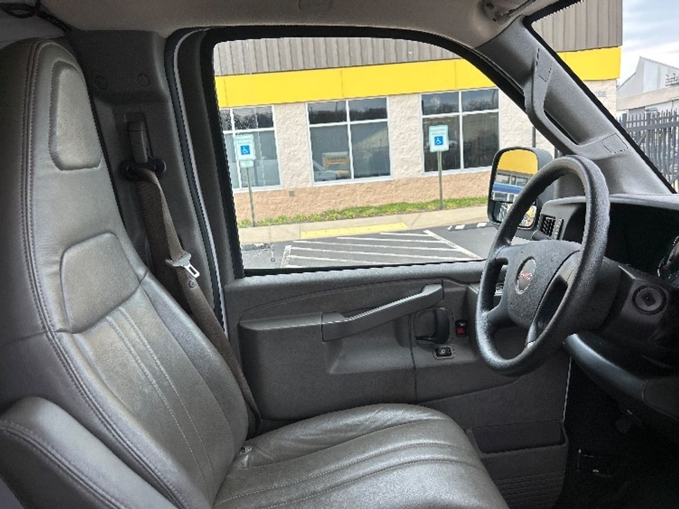 Cargo Van (Panel Van)-Light and Medium Duty Trucks-GMC-2022-Savana G23705-Middlefield-OH-90,255\n\t\tmiles-$ 34,250 - Image 21