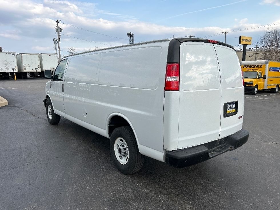 Cargo Van (Panel Van)-Light and Medium Duty Trucks-GMC-2022-Savana G23705-Middlefield-OH-90,255\n\t\tmiles-$ 34,250 - Image 6