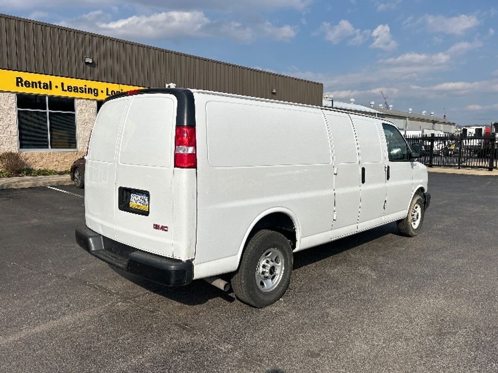 Cargo Van (Panel Van)-Light and Medium Duty Trucks-GMC-2022-Savana G23705-Pittsburgh-PA-109,864\n\t\tmiles-$ 29,750 - Image 12