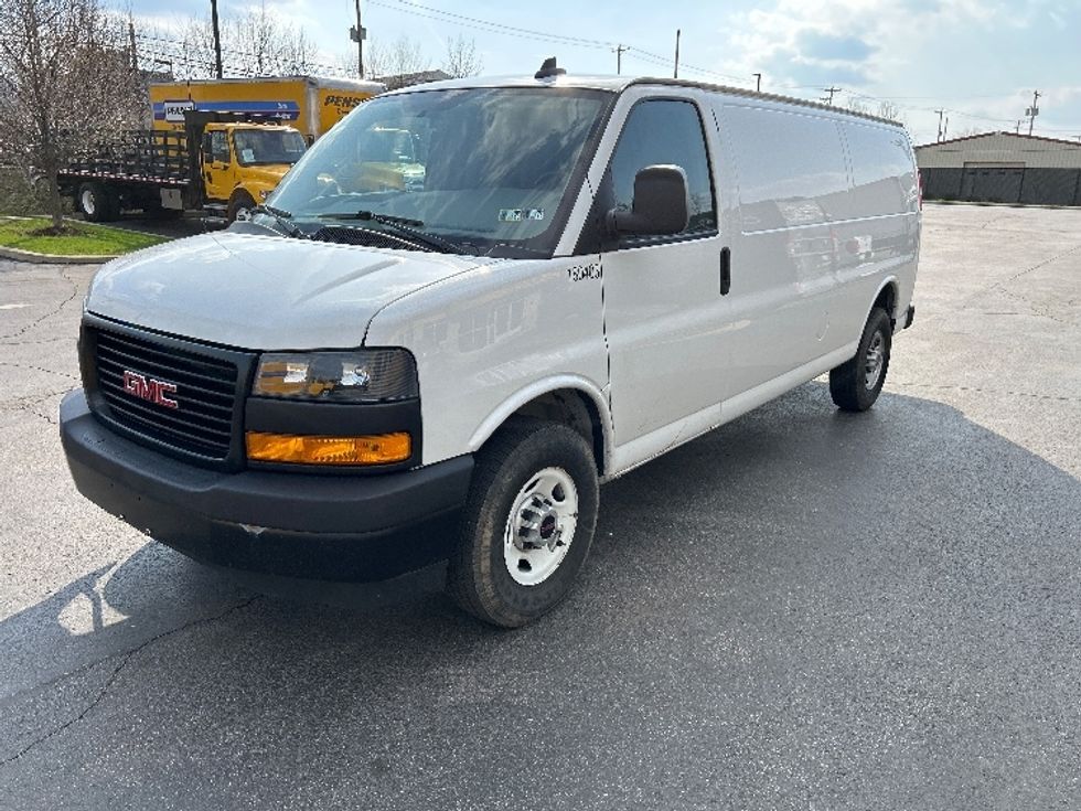 Cargo Van (Panel Van)-Light and Medium Duty Trucks-GMC-2022-Savana G23705-Pittsburgh-PA-109,864\n\t\tmiles-$ 29,750 - Image 3