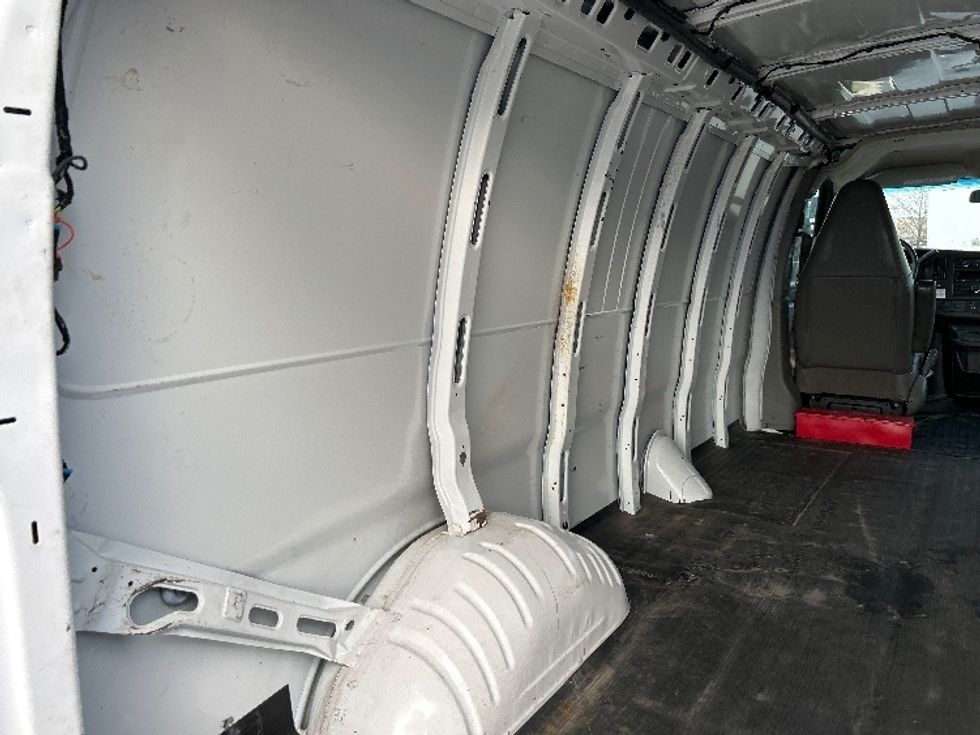 Cargo Van (Panel Van)-Light and Medium Duty Trucks-GMC-2022-Savana G23705-Pittsburgh-PA-70,367\n\t\tmiles-$ 33,750 - Image 10