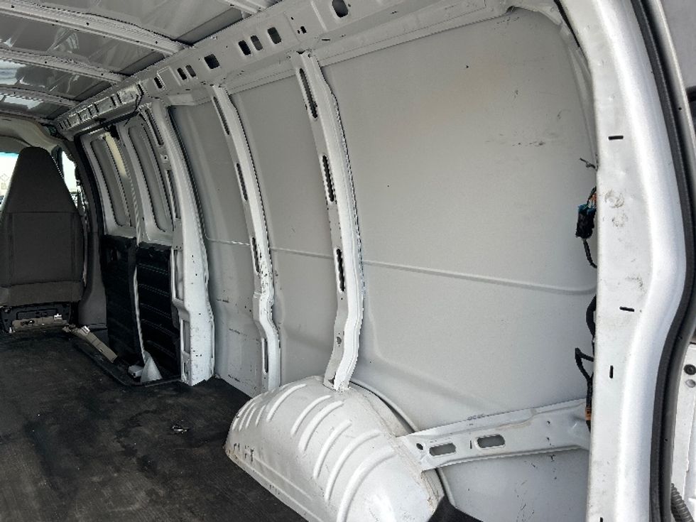 Cargo Van (Panel Van)-Light and Medium Duty Trucks-GMC-2022-Savana G23705-Pittsburgh-PA-70,367\n\t\tmiles-$ 33,750 - Image 11