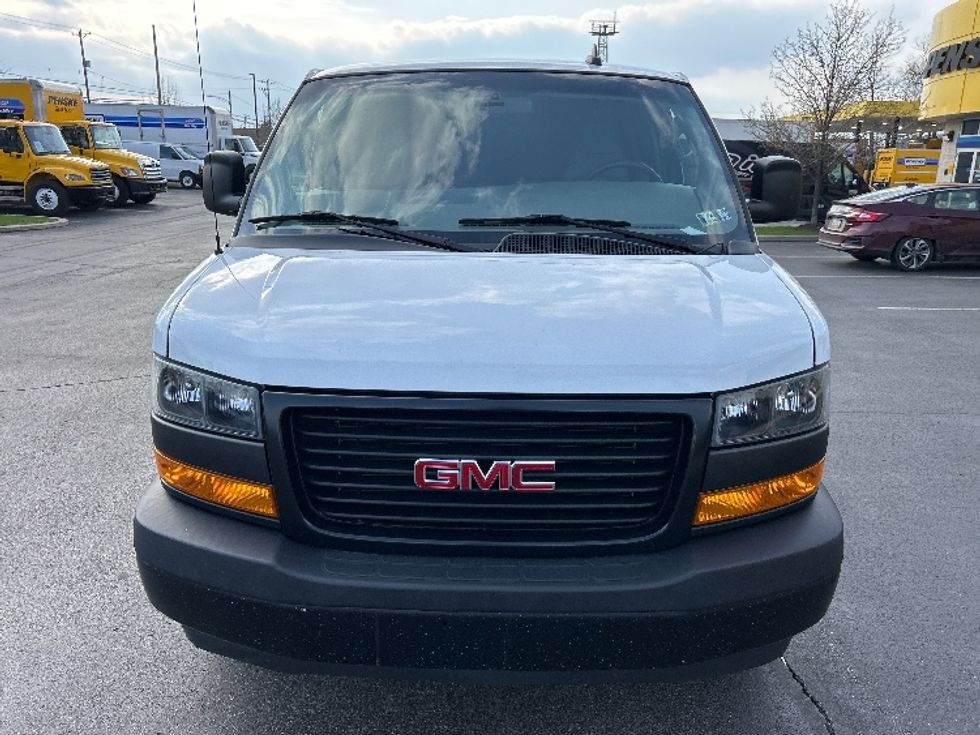 Cargo Van (Panel Van)-Light and Medium Duty Trucks-GMC-2022-Savana G23705-Pittsburgh-PA-70,367\n\t\tmiles-$ 33,750 - Image 2
