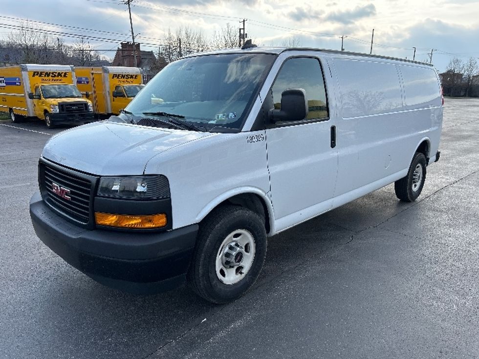 Cargo Van (Panel Van)-Light and Medium Duty Trucks-GMC-2022-Savana G23705-Pittsburgh-PA-70,367\n\t\tmiles-$ 33,750 - Image 3