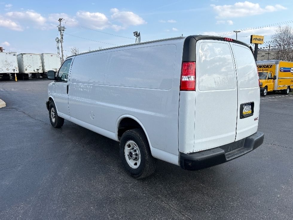 Cargo Van (Panel Van)-Light and Medium Duty Trucks-GMC-2022-Savana G23705-Pittsburgh-PA-70,367\n\t\tmiles-$ 33,750 - Image 6