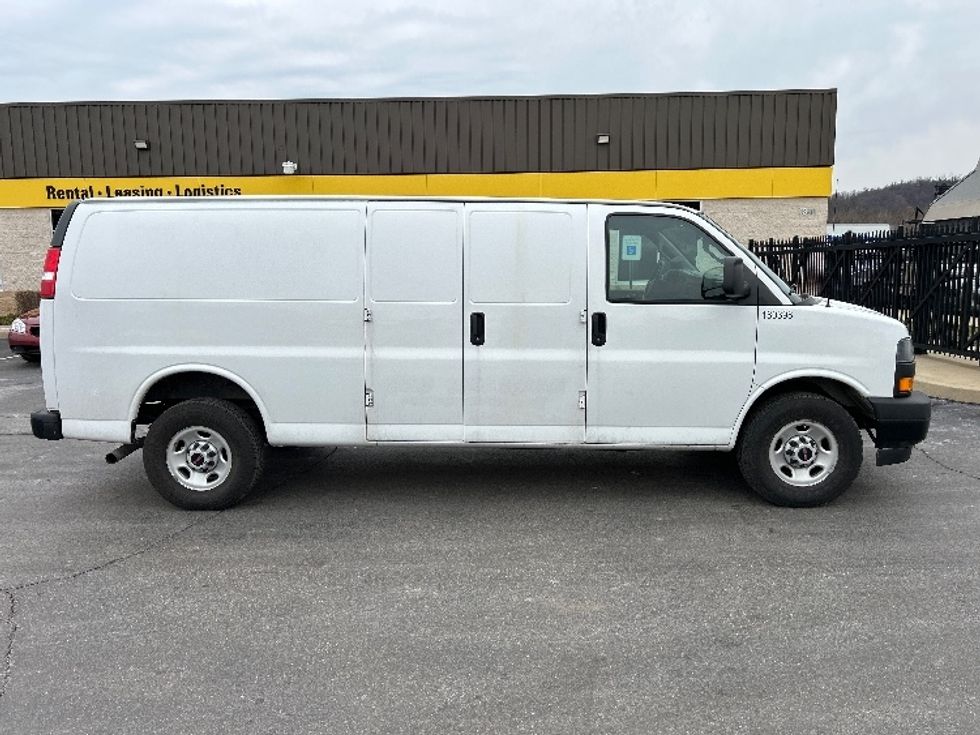 Cargo Van (Panel Van)-Light and Medium Duty Trucks-GMC-2022-Savana G23705-Pittsburgh-PA-94,488\n\t\tmiles-$ 31,500 - Image 14