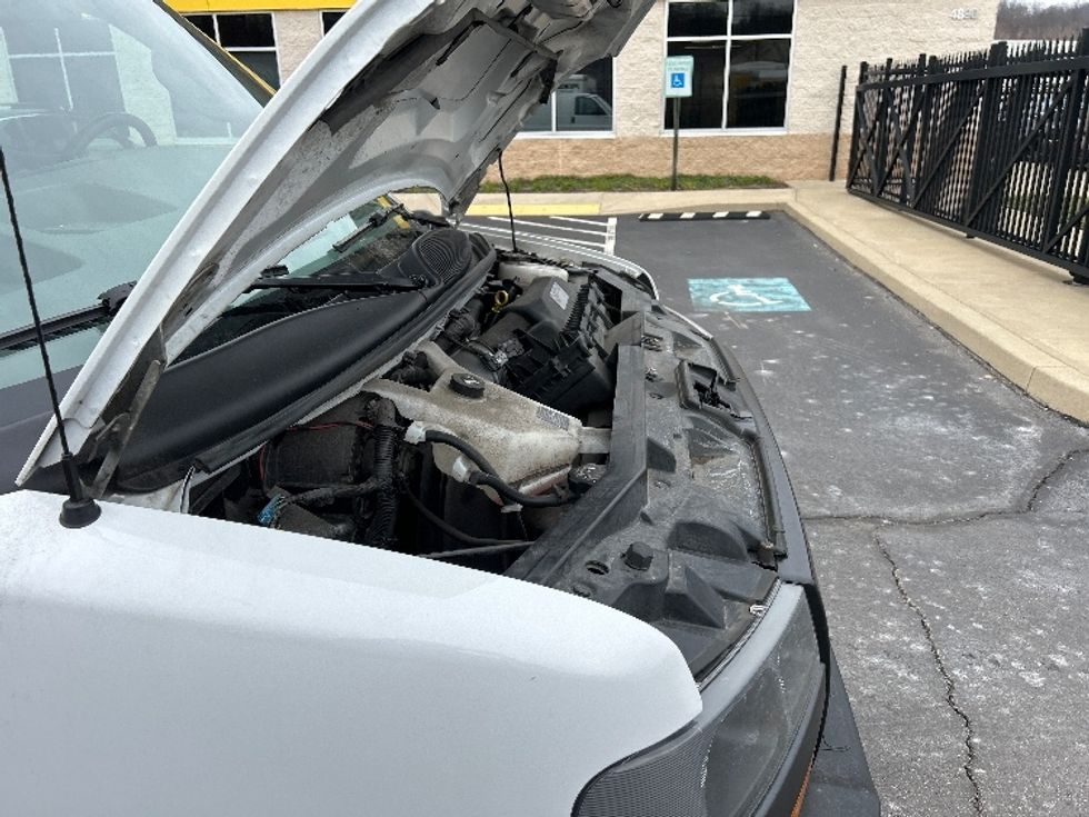 Cargo Van (Panel Van)-Light and Medium Duty Trucks-GMC-2022-Savana G23705-Pittsburgh-PA-94,488\n\t\tmiles-$ 31,500 - Image 22