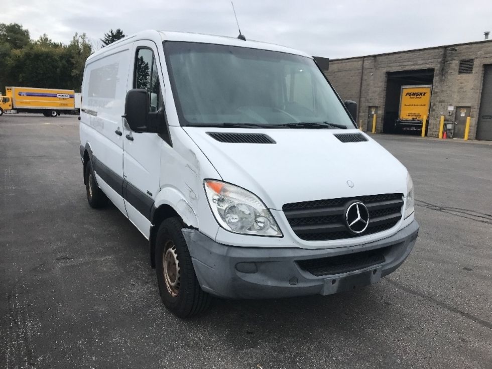 Cargo Van (Panel Van)-Light and Medium Duty Trucks-Mercedes-2010-Sprinter-Pewaukee-WI-195,123\n\t\tmiles-$ 8,500 - Image 1