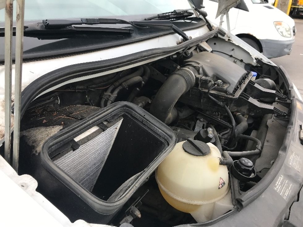 Cargo Van (Panel Van)-Light and Medium Duty Trucks-Mercedes-2010-Sprinter-Pewaukee-WI-195,123\n\t\tmiles-$ 8,500 - Image 22