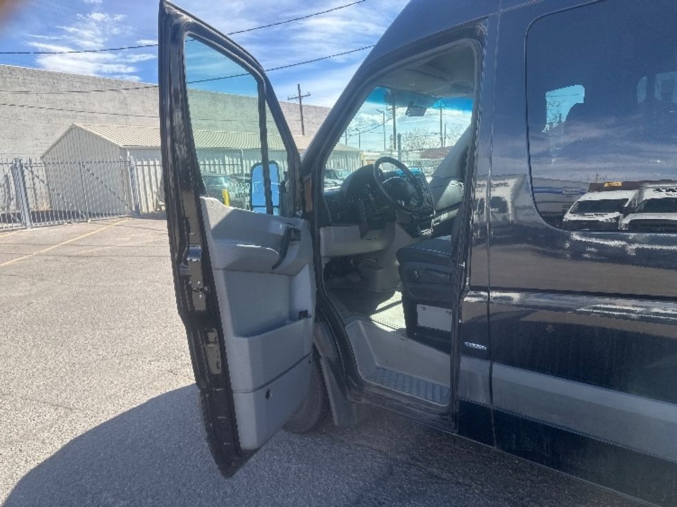 Cargo Van (Panel Van)-Light and Medium Duty Trucks-Mercedes-2016-Sprinter-Denver-CO-115,495\n\t\tmiles-$ 25,000 - Image 16