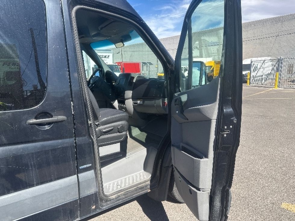 Cargo Van (Panel Van)-Light and Medium Duty Trucks-Mercedes-2016-Sprinter-Denver-CO-115,495\n\t\tmiles-$ 25,000 - Image 20