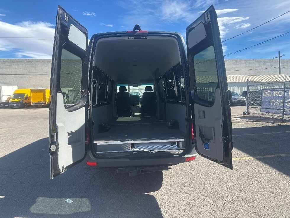 Cargo Van (Panel Van)-Light and Medium Duty Trucks-Mercedes-2016-Sprinter-Denver-CO-115,495\n\t\tmiles-$ 25,000 - Image 8