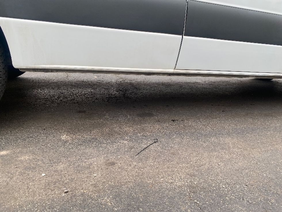 Cargo Van (Panel Van)-Light and Medium Duty Trucks-Mercedes-2019-Sprinter-Parsippany-NJ-116,948\n\t\tmiles-$ 37,500 - Image 14