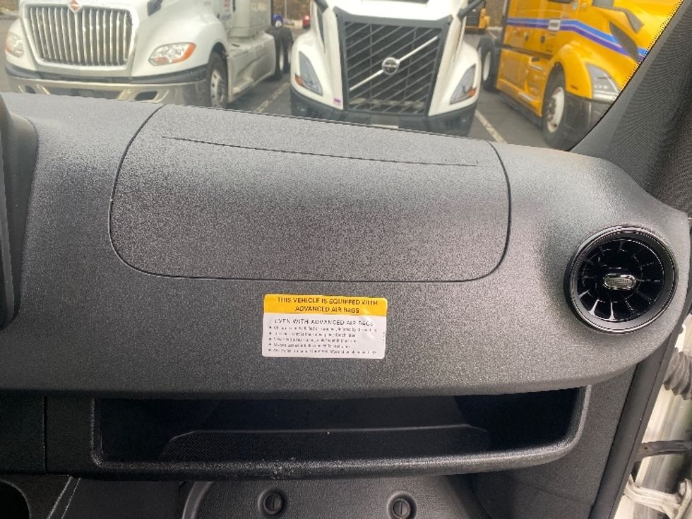 Cargo Van (Panel Van)-Light and Medium Duty Trucks-Mercedes-2019-Sprinter-Parsippany-NJ-116,948\n\t\tmiles-$ 37,500 - Image 21