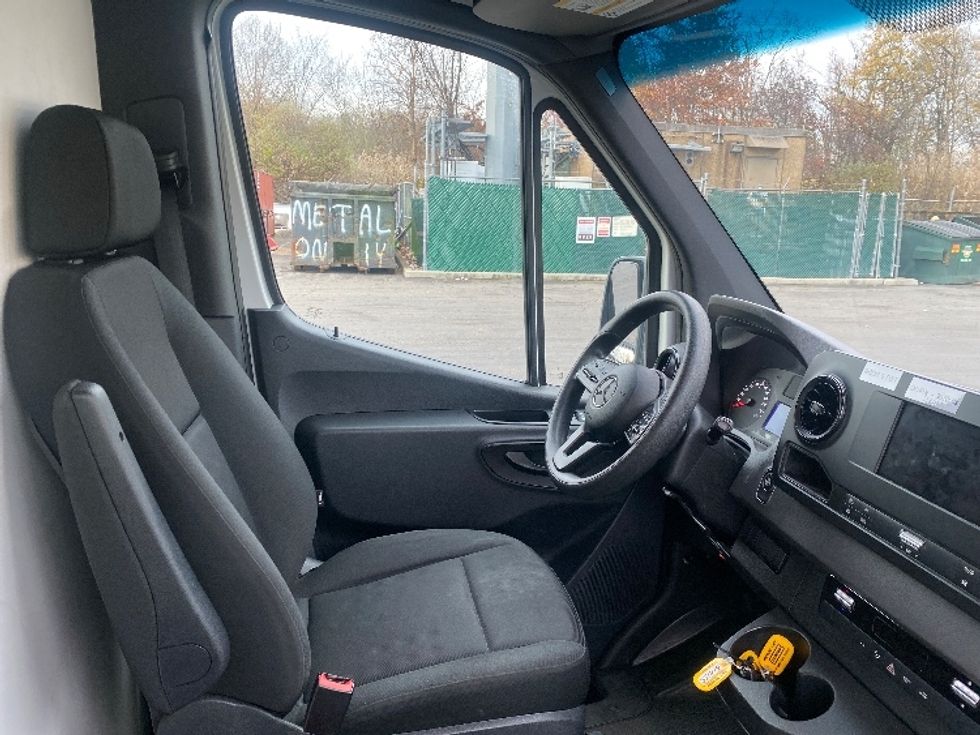 Cargo Van (Panel Van)-Light and Medium Duty Trucks-Mercedes-2019-Sprinter-Parsippany-NJ-116,948\n\t\tmiles-$ 37,500 - Image 22