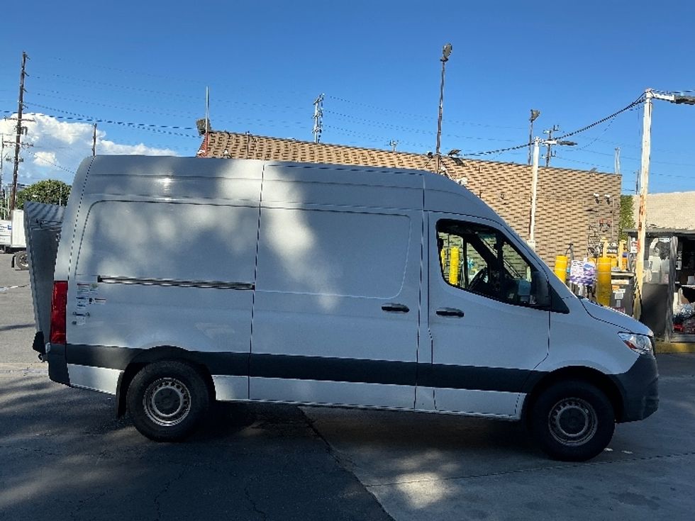 Cargo Van (Panel Van)-Light and Medium Duty Trucks-Mercedes-2020-Sprinter-Torrance-CA-43,409\n\t\tmiles-$ 37,500 - Image 15