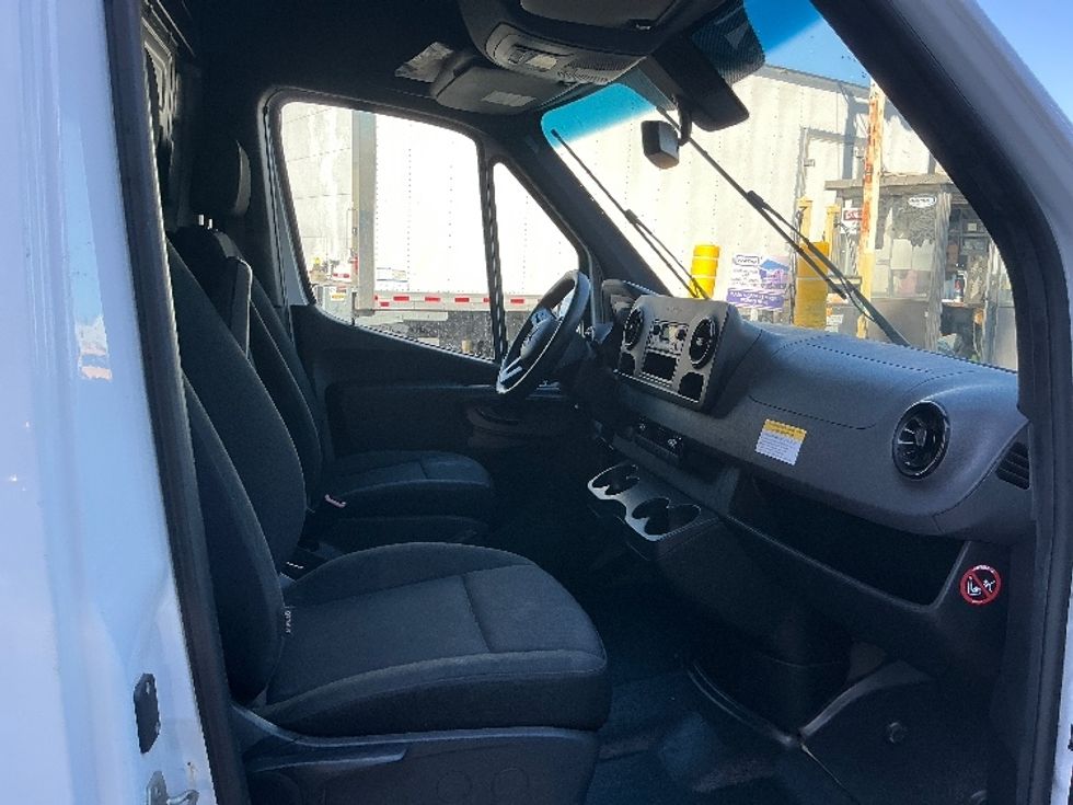 Cargo Van (Panel Van)-Light and Medium Duty Trucks-Mercedes-2020-Sprinter-Torrance-CA-43,409\n\t\tmiles-$ 37,500 - Image 22