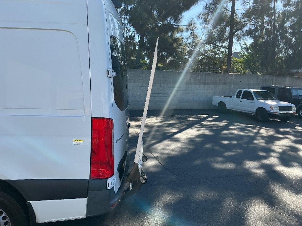 Cargo Van (Panel Van)-Light and Medium Duty Trucks-Mercedes-2020-Sprinter-Torrance-CA-43,409\n\t\tmiles-$ 37,500 - Image 25