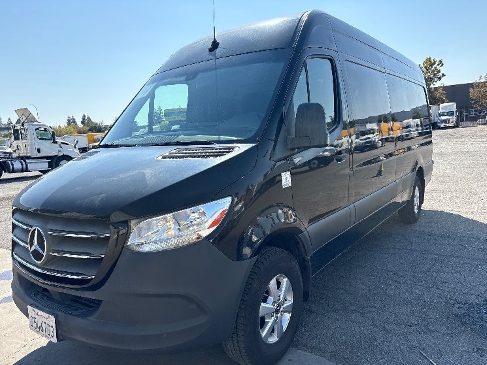 Cargo Van (Panel Van)-Light and Medium Duty Trucks-Mercedes-2020-Sprinter-West Sacramento-CA-40,299\n\t\tmiles-$ 40,000 - Image 3