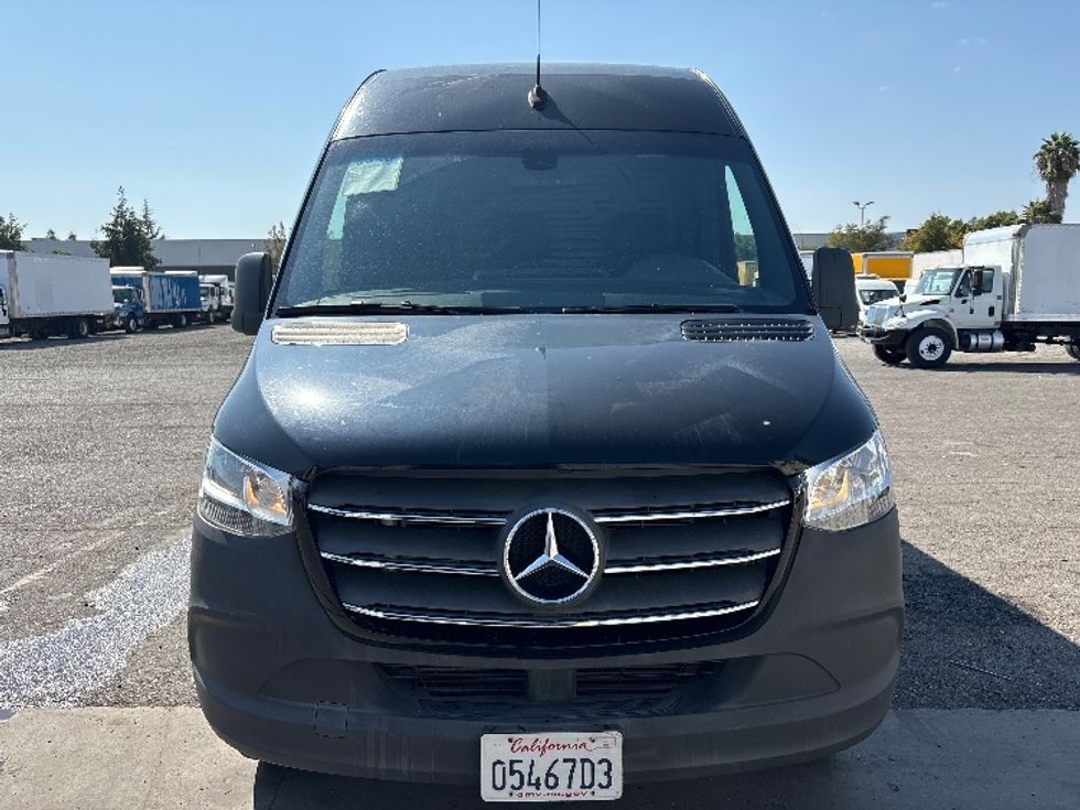 Cargo Van (Panel Van)-Light and Medium Duty Trucks-Mercedes-2020-Sprinter-West Sacramento-CA-40,299\n\t\tmiles-$ 40,000 - Image 2
