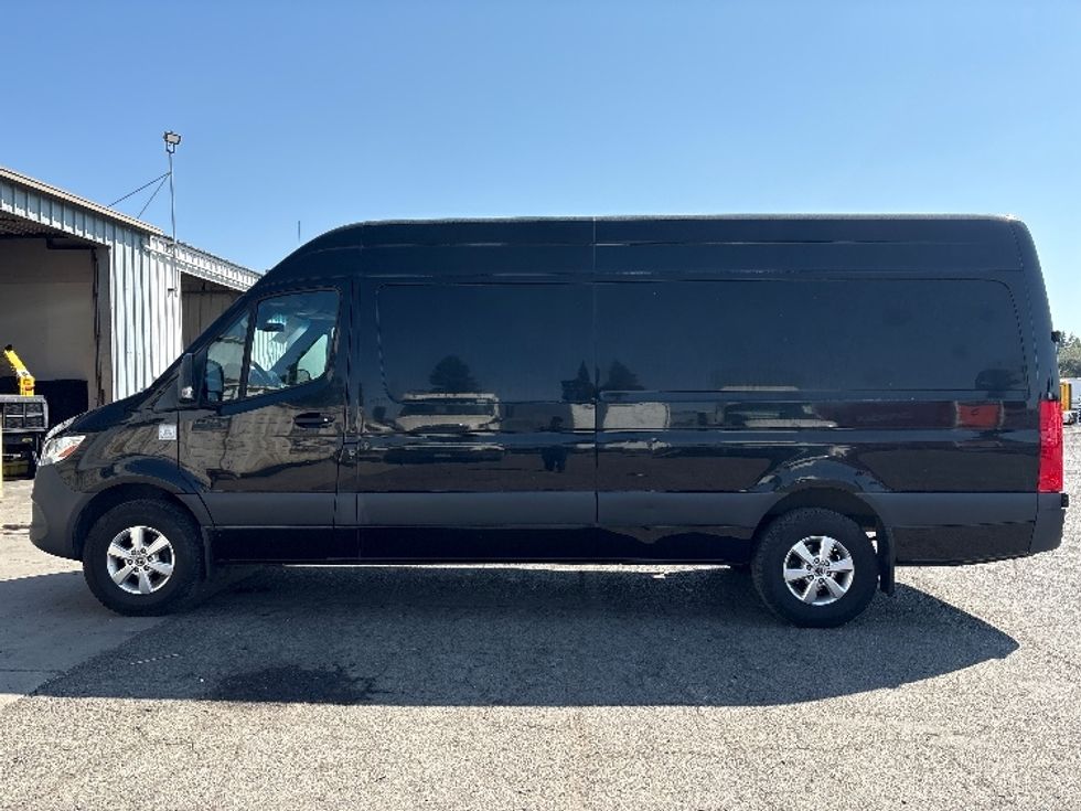 Cargo Van (Panel Van)-Light and Medium Duty Trucks-Mercedes-2020-Sprinter-West Sacramento-CA-40,299\n\t\tmiles-$ 40,000 - Image 4